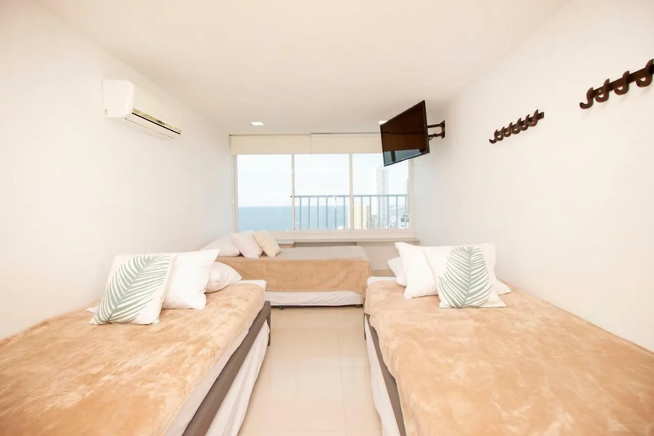 Riviera Beach - Livin Colombia Cartagena